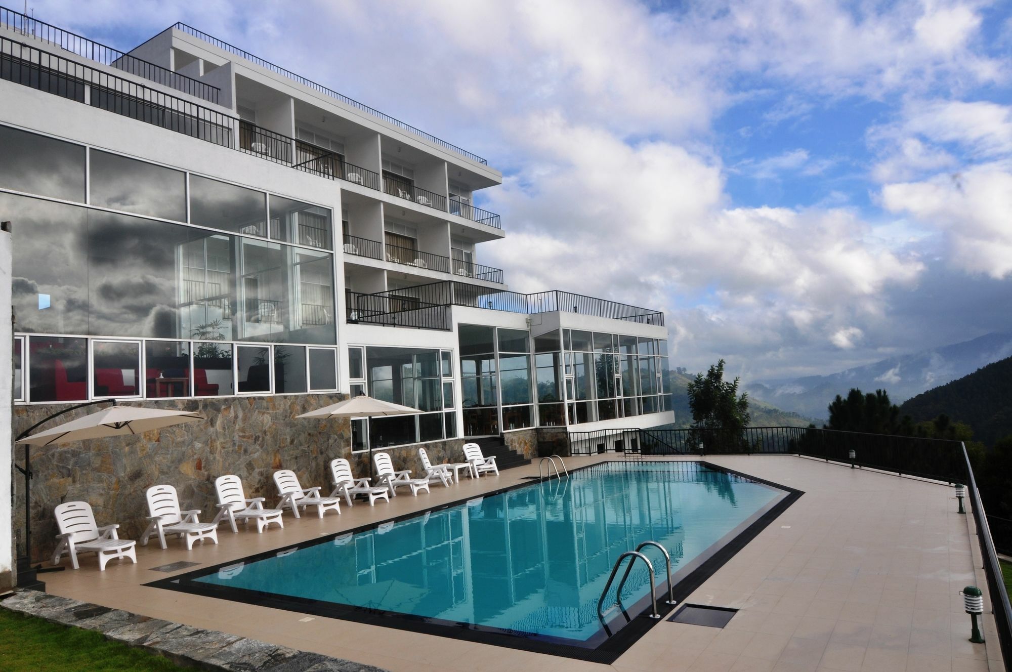 Heaven'S Edge By Ehi Hotel Ella Luaran gambar